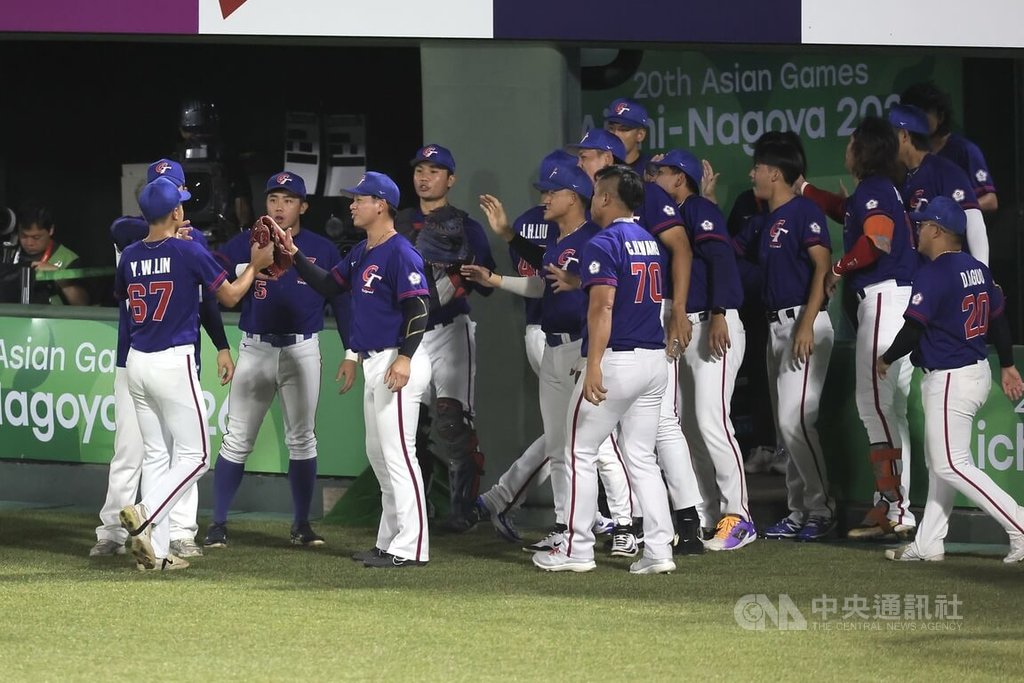 名古屋亞運棒球台韓戰  隊友鼓勵林佾葳