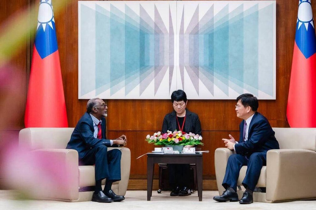 林佳龍接見索馬利蘭內政暨國安部長