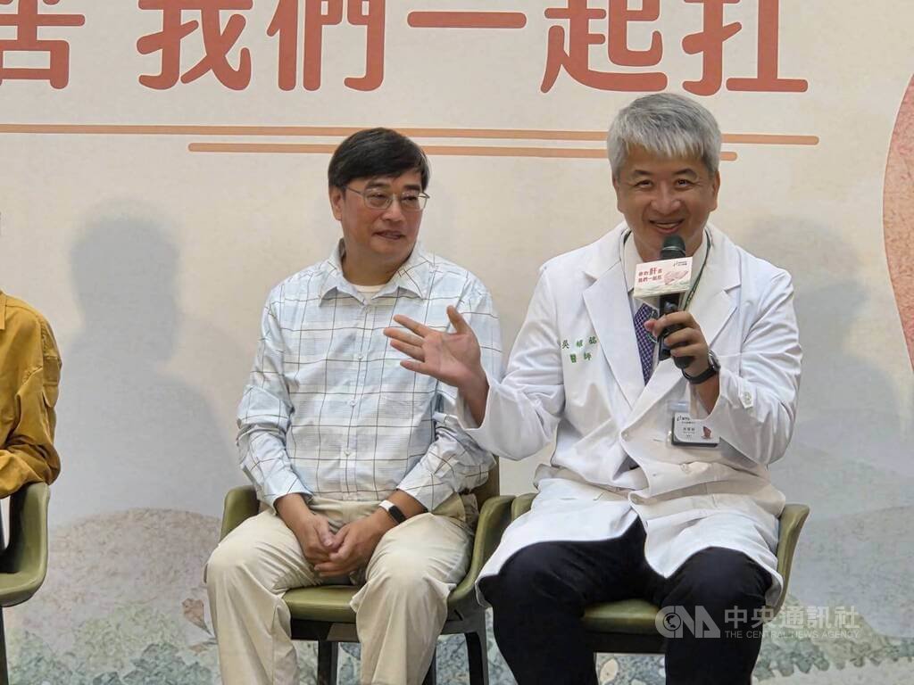 15公分肝癌腫瘤比皮球大 免疫標靶再手術長期抗癌 15公分肝癌腫瘤比皮球大 免疫標靶再手術長期抗癌