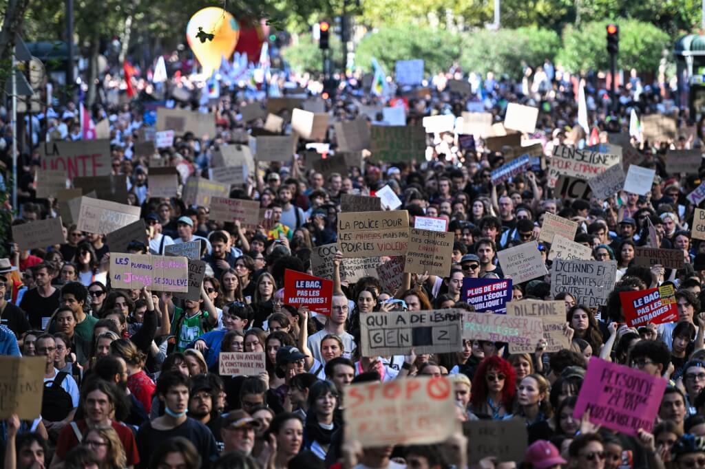 法國學運逾25萬人響應、6500人被捕政府如何因應?重點一次看| 國際| 中央社CNA
