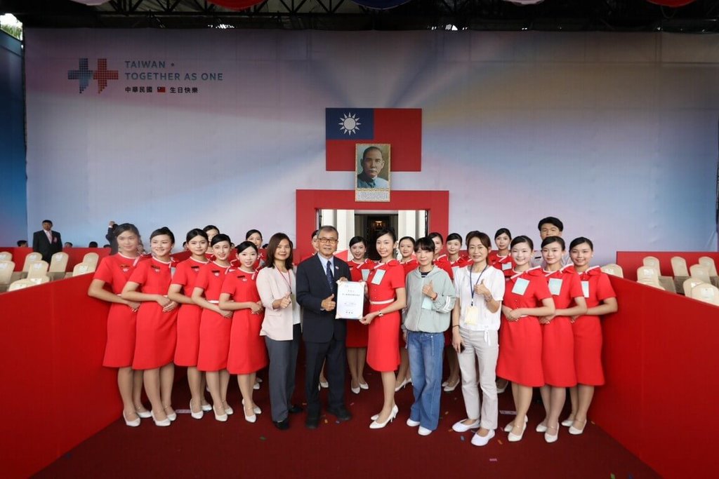 9大專參與國慶禮賓服務　教育部頒發感謝狀