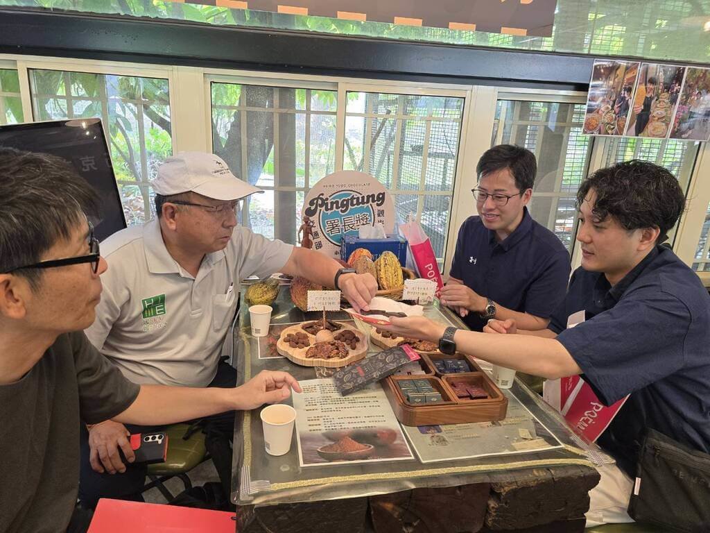 屏東巧克力飄香日本 愛媛縣採購「小雨果」助攻推廣 屏東巧克力飄香日本 愛媛縣採購「小雨果」助攻推廣