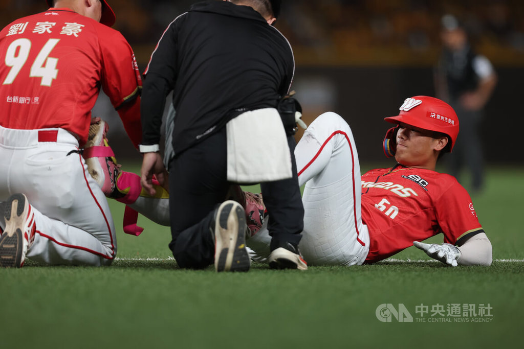 曾聖安緊張到手腳抽筋　失誤後開轟林智勝讚：你做到了