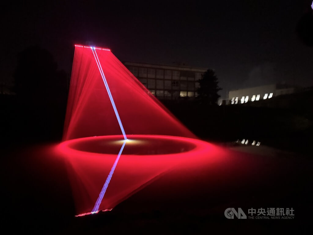 台灣科技藝術捷克訊號節亮相 登大報封面備受矚目 台灣科技藝術捷克訊號節亮相 登大報封面備受矚目