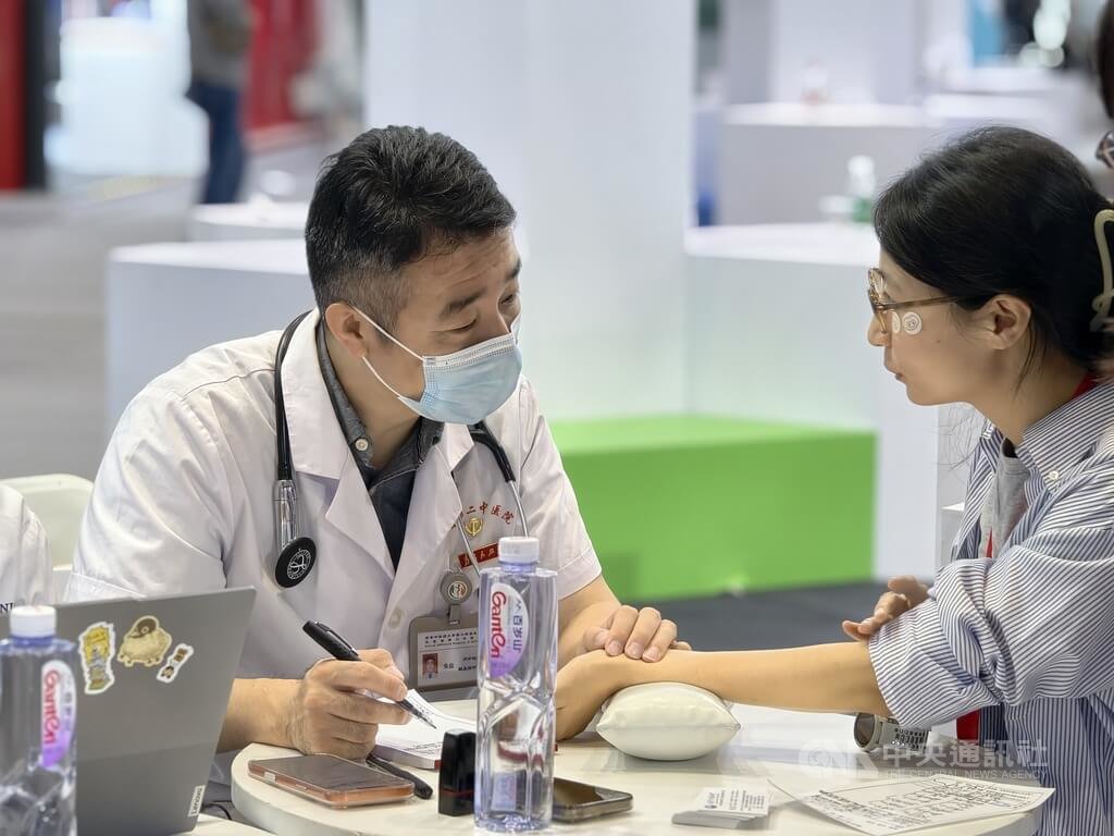 AI改變傳統中醫教學看診 專訪南京中醫大學專家朱垚
