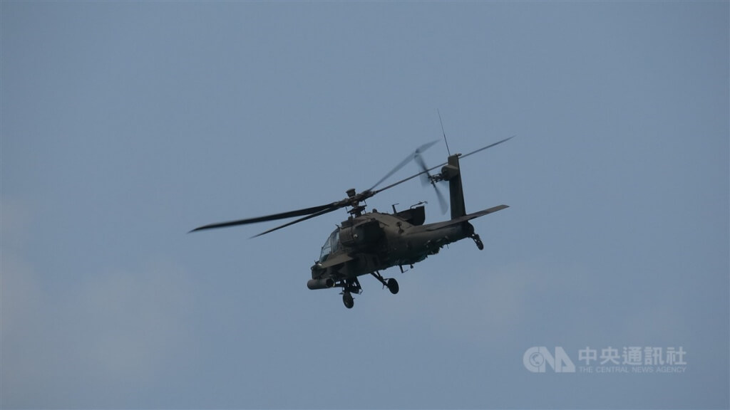 美軍通報齒輪箱風險 顧立雄:陸軍阿帕契直升機停飛待檢