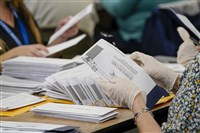 與普丁同聲質疑郵寄投票　川普：不可能帶來誠實選舉