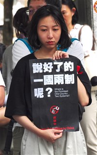 中共謊言治國 以詭辯、暴力維持執政合法性