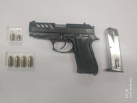 懷疑遭陷害 北市南港巷弄內男子槍擊女友遭警逮