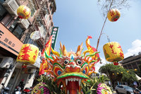 雞籠中元祭迎斗燈遶境遊行 凝聚族群祈求平安