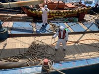 中國漁船新竹外海越界捕魚 海巡押回漁獲全拋海