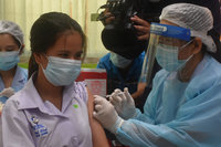 泰國12到18歲學生接種疫苗 力拚11月實體開學