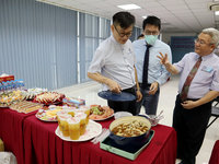 胡志明市駐處線上國慶  越南台商吃燒酒雞解鄉愁