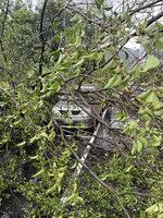 颱風圓規帶來風雨 汐止區公所前帳篷被吹翻