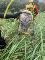 虎豹潭落水搜救第5天 發現失蹤少女背包