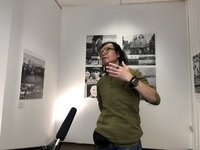宋隆泉攝影展在德國  講座接力分享台灣民主路