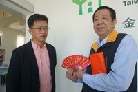 牛排店贈百張餐券  關懷鼓勵金門家扶兒