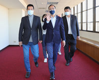 親赴立院討論修憲四大主張 朱立倫：全黨一致