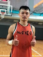 素人籃球員加入SBL璞園 李効輯喊美夢成真