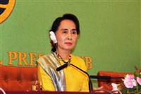 天氣熱防中暑 緬甸軍政府：翁山蘇姬轉為軟禁