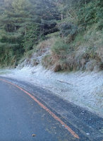 合歡山、玉山部分路面結冰 加強警示減速慢行