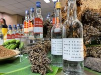 金酒簽約契作國產高粱 提升自足率增進農民收益