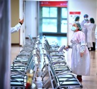 本土疫情擴大 餐飲、生技業兩樣情