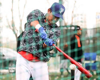 林子偉測試賽林凱威投球 超過10隊球探到場