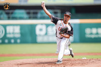 陳冠宇5局無失分、施子謙3局好投  猿獅握手言和