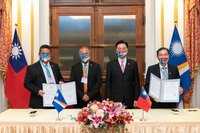 台灣馬紹爾深化關係 完成農技合作協定換文