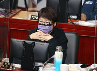 陳信瑜遭指行政不中立該下台 柯文哲說送政風