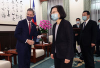 蔡總統：全球民主國家應團結反制威權主義