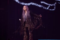 張惠妹帶腳傷攻蛋開唱 盼同志稱謂消失所有人都一樣