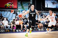 PLG周儀翔飆24分  鋼鐵人擊退領航猿