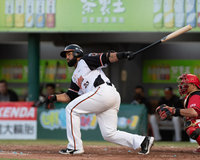 獅隊洋砲羅薩預計晚間抵台 有望6月初歸隊