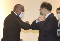 游錫堃接見聖露西亞大使  感謝長期力挺台灣