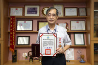 推動視力巡迴醫療逾20年 許明木獲頒衛福專業獎