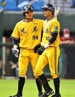 泰樂首場先發就勝投  岳政華開轟率兄弟擊敗桃猿