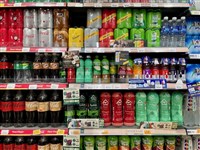 提高空瓶回收率 新加坡將推飲料瓶罐退費制