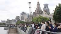 十一長假在地過節宣傳破功 上海外灘觀光客擠爆