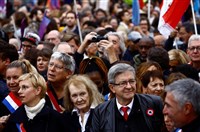 巴黎示威抗議物價飆漲 諾貝爾文學獎得主也上街