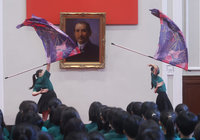 為北一女樂儀旗隊授旗  總統：讓台灣再次被世界看見