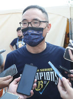 兄弟與福來喜已談合約細節  洋將會議再討論