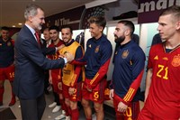 西班牙世足賽首戰大勝 媒體球迷和國王難掩亢奮