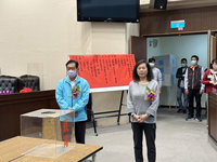 屏東市代主席競爭激烈 2輪投票未果蕭國亮抽籤連任