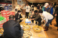 春節將屆 盧秀燕訪農魚產批發市場：持續關注價量質
