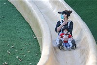 8縣市強風特報 各地晝晴暖上探29度東半部夜有雨