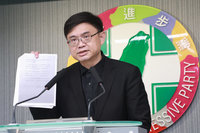 民進黨改選中評會 立委賴瑞隆續任主委