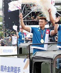 亞運龍舟金牌國手陳俞安騎機車墜坑亡 家屬將提告求償