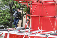 香港3影帝主演「斷網」郭富城2樓飛身躍下